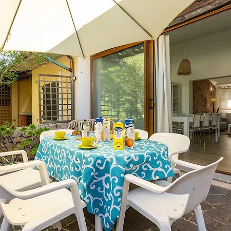 6 Beds Just 200 Mt From Baia Delle Mimose Villa *