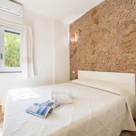 6 Beds Just 200 Mt From Baia Delle Mimose Villa