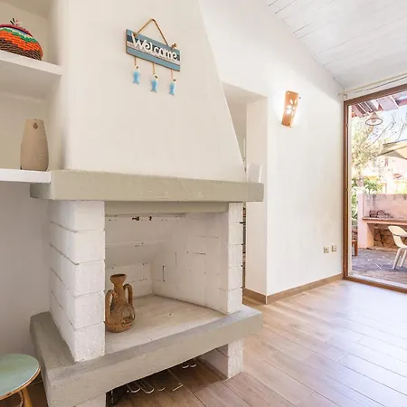 6 Beds Just 200 Mt From Baia Delle Mimose * Valledoria (Sardinia)