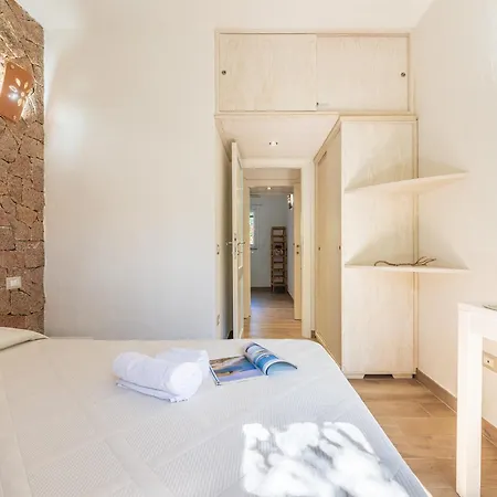 6 Beds Just 200 Mt From Baia Delle Mimose Villa *
