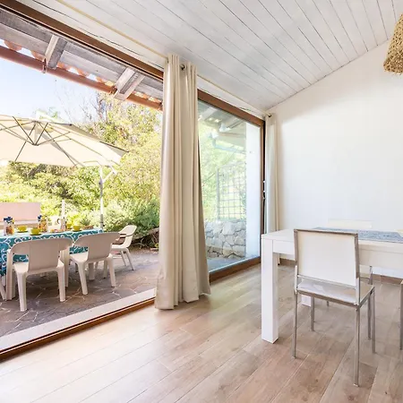 6 Beds Just 200 Mt From Baia Delle Mimose Вилла